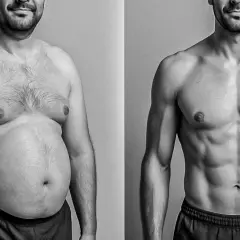 Avant/après : un homme perd sa graisse abdominale pour révéler des abdominaux sculptés.
