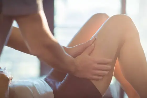 Douleur à l'intérieur de la cuisse en courant - que faire ?
